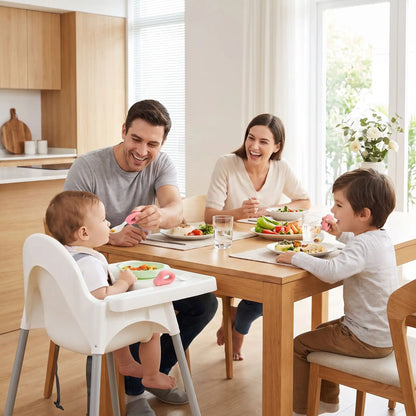 couvert bebe rose, famille heureuse et bebe confortable 